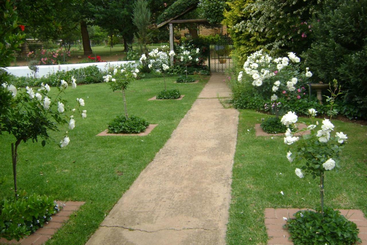 Rosewood Corner, Clarens Bed & Breakfast Ngoại thất bức ảnh